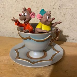 Jaq and Gus Gus decor